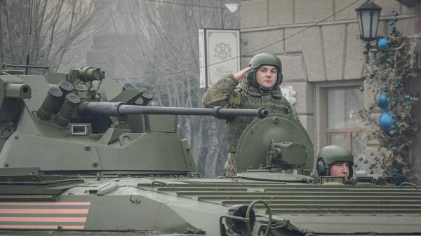 Чернышенко пригласил курсантов танкового училища на «Игры будущего»