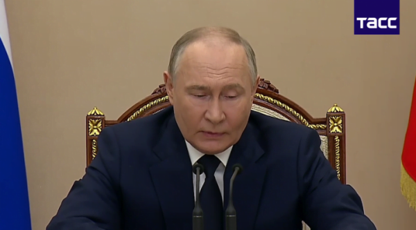 Путин: «Нужно добиться оптимального соотношения в выпуске «пушек и масла»»