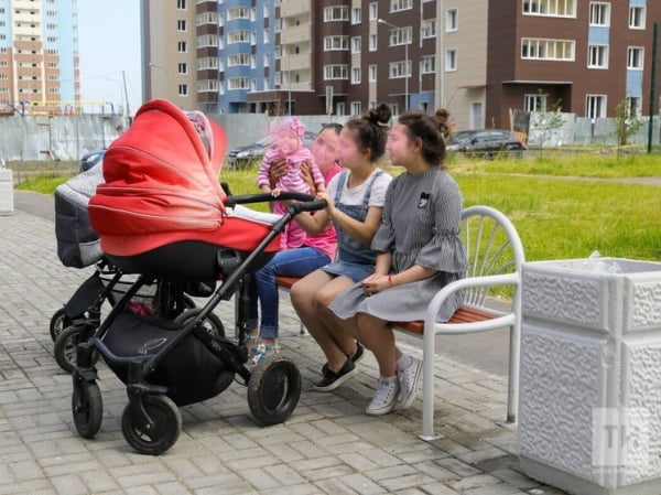 Татарстанских мам в декрете бесплатно научат работать в медиасфере