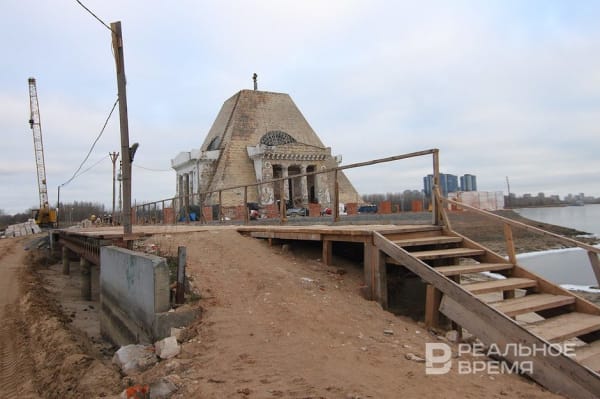 «Важно было решить вопросы с водой»: в Казани продолжается реставрация храма-памятника павшим воинам